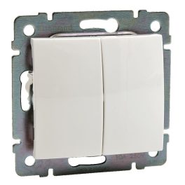   Legrand Valena 774218 Mechanizmus burkolatú kapcsoló, Erős áram